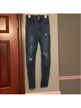 American Eagle High-Rise Jeans Size 2 LONG